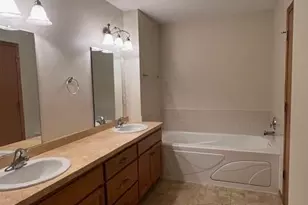 301 Roosevelt St S, Cambridge, MN 55008 - Photo 9