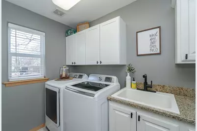 1008 Southern Woods Place SW, Rochester, MN 55902 - Photo 17