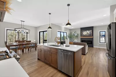 2101 21st Avenue NE, Kasson, MN 55944 - Photo 11