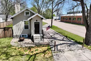 301 N 11th St, Olivia, MN 56277 - Photo 1