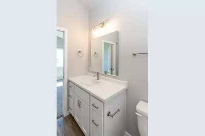 1135 Jill Drive W, West Fargo, ND 58078 - Photo 9