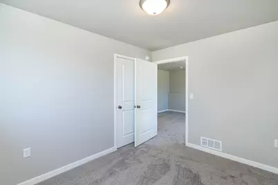 1135 Jill Drive W, West Fargo, ND 58078 - Photo 15