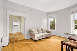 579 Summit Ave, Saint Paul, MN 55102 - Photo 11