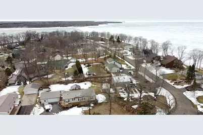 1800 White Cloud Drive E, Isle, MN 56342 - Photo 37