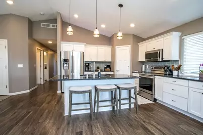 2206 Rolling Green Lane, North Mankato, MN 56003 - Photo 11