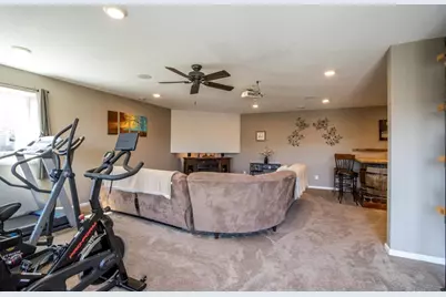 2206 Rolling Green Lane, North Mankato, MN 56003 - Photo 27