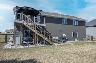 2206 Rolling Green Ln, North Mankato, MN 56003 - Photo 47