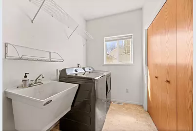 955 Park Drive, Belle Plaine, MN 56011 - Photo 27