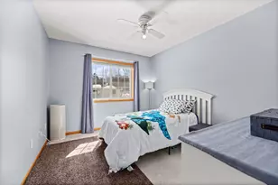 955 Park Dr, Belle Plaine, MN 56011 - Photo 17