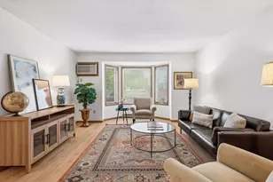 2425 E Franklin Ave, Minneapolis, MN 55406 - Photo 3