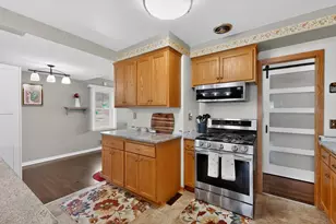 1413 10th Ave NE, Rochester, MN 55906 - Photo 7