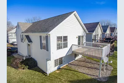 916 Parkside Boulevard, Hopkins, MN 55343 - Photo 7