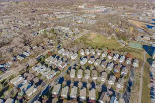 916 Parkside Blvd, Hopkins, MN 55343 - Photo 43