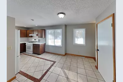 2605 Eastman Drive, New Brighton, MN 55112 - Photo 5