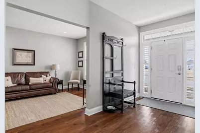 3915 Founders Path, Chaska, MN 55318 - Photo 3