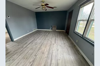 2118 Kansas Avenue, Benson, MN 56215 - Photo 3