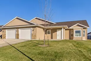 750 El Dorado St SE, Owatonna, MN 55060 - Photo 1