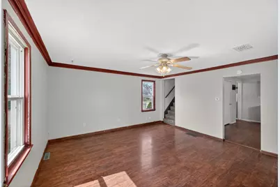 701 10th Avenue SE, Austin, MN 55912 - Photo 7