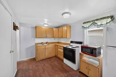 701 10th Avenue SE, Austin, MN 55912 - Photo 11