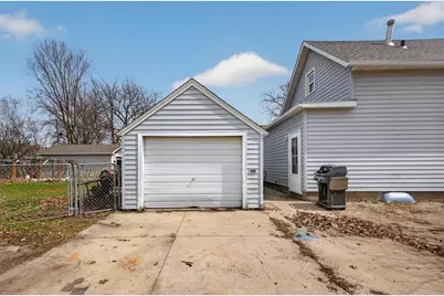 701 10th Avenue SE, Austin, MN 55912 - Photo 19