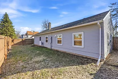 735 N Montana Avenue, New Richmond, WI 54017 - Photo 17