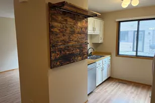 6610 83rd Ct N, Brooklyn Park, MN 55445 - Photo 7