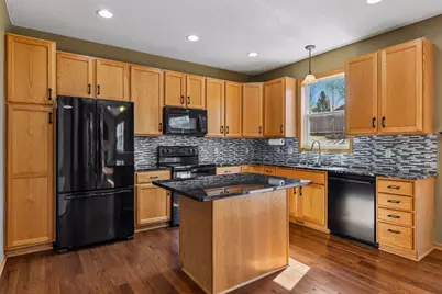 18059 89th Place N, Maple Grove, MN 55311 - Photo 21