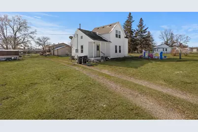 201 7th Street SW, Little Falls, MN 56345 - Photo 1