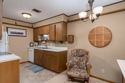 100 Cedar Street #305, Mankato, MN 56001 - Photo 7