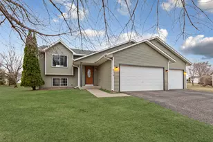 816 Orchard Cir, Belle Plaine, MN 56011 - Photo 1