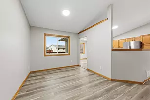 816 Orchard Cir, Belle Plaine, MN 56011 - Photo 9