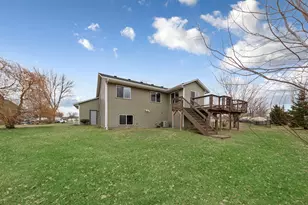 816 Orchard Cir, Belle Plaine, MN 56011 - Photo 45