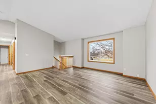 816 Orchard Cir, Belle Plaine, MN 56011 - Photo 5