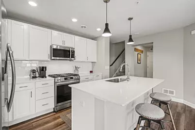 10502 Weston Way N, Maple Grove, MN 55369 - Photo 9