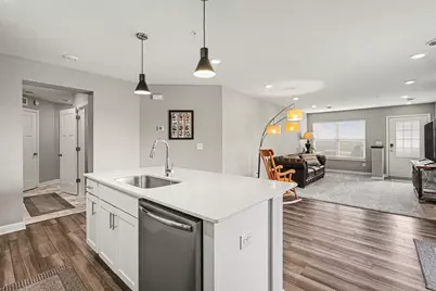 10502 Weston Way N, Maple Grove, MN 55369 - Photo 11