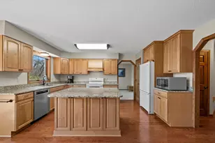 2664 Borden Ct, Inver Grove Heights, MN 55076 - Photo 7