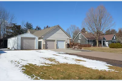 31066 Cedar Ridge Drive, Lindstrom, MN 55045 - Photo 3