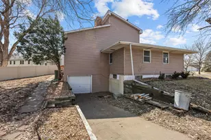 5492 Altura Rd NE, Fridley, MN 55421 - Photo 47