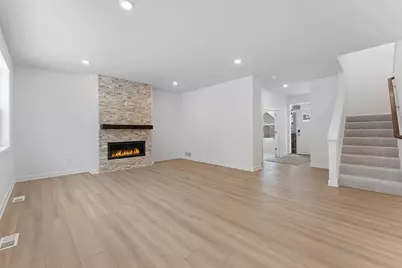 7550 Upper 42nd Street N, Oakdale, MN 55128 - Photo 7