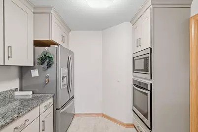 6051 Laurel Avenue #211, Golden Valley, MN 55416 - Photo 13