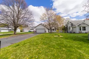 1081 Gilbert Ct, Stillwater, MN 55082 - Photo 49