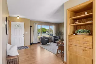 981 Co Rd A, Hudson, WI 54016 - Photo 3