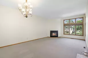 249 6th St NE, Minneapolis, MN 55413 - Photo 3
