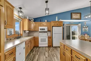 205 Green St, Albany, MN 56307 - Photo 5