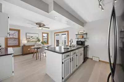 5621 22nd Avenue S, Minneapolis, MN 55417 - Photo 9