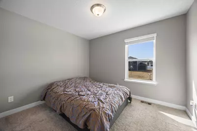 1976 Attenborough Street, Shakopee, MN 55379 - Photo 9