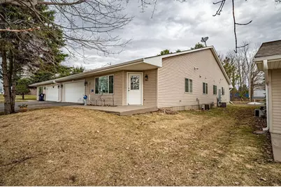 450 W Cairns Street #D, Ellsworth, WI 54011 - Photo 11