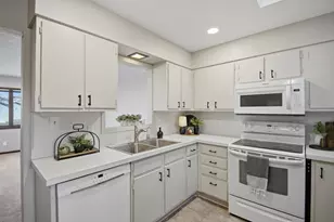 670 Lynwood Street SW, Owatonna, MN 55060 - Photo 7