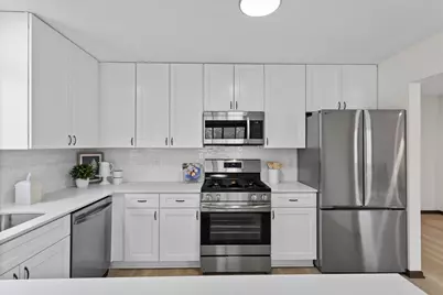 141 Australian Avenue, North Saint Paul, MN 55117 - Photo 9