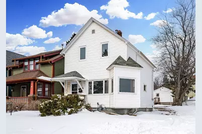 1027 E 9th Street, Duluth, MN 55805 - Photo 1